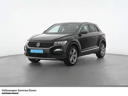 Deep black perleffekt Gebraucht 2021 VW T-Roc Active SUV | 24.760 € (Guter Preis)