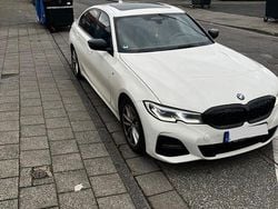 Weiß Gebraucht 2020 BMW 330 M Sport Limousine | 33.900 € (Fairer Preis)
