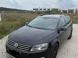 Schwarz Gebraucht 2011 VW Passat Kombi | 4.200 € (Fairer Preis)