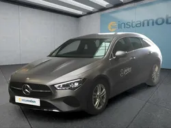 Grau Gebraucht 2025 Mercedes CLA200 Limousine | 37.849 € (Etwas zu teuer)