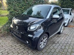 Schwarz Gebraucht 2018 Smart ForTwo Cabrio Passion Cabrio | 11.999 € (Guter Preis)