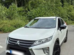 Weiß Gebraucht 2019 Mitsubishi Eclipse Cross Active SUV | 17.750 € (Superpreis)