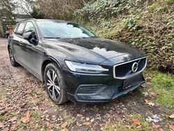 Gebraucht 2020 Volvo V60 Momentum Kombi | 14.999 € (Superpreis)
