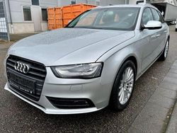 Silber Gebraucht 2013 Audi A4 Attraction Kombi | 8.400 € (Fairer Preis)