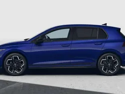 Lapiz blue metallic Neu 2025 VW Golf VIII R-line Limousine | 34.298 € (Fairer Preis)