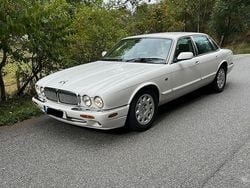 Weiß Gebraucht 2001 Jaguar XJ8 Limousine | 10.500 € (Guter Preis)