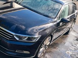 Schwarz Gebraucht 2015 VW Passat Kombi | 12.500 €
