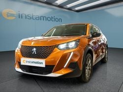 Orange Gebraucht 2022 Peugeot e-2008 SUV | 18.499 € (Guter Preis)