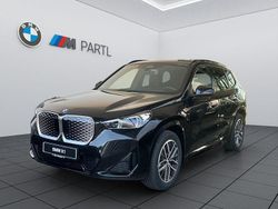 Saphirschwarz metallic Neu 2025 BMW iX1 M Sport SUV | 52.900 € (Fairer Preis)
