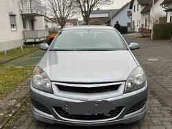 Grau Gebraucht 2006 Opel Astra GTC Sport Kleinwagen | 3.100 € (Teuer)