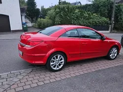 Rot Gebraucht 2007 Opel Astra Cabriolet Cabrio | 2.999 € (Fairer Preis)