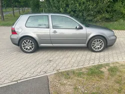 Grau Gebraucht 2003 VW Golf IV Exclusive Limousine | 8.500 € (Guter Preis)