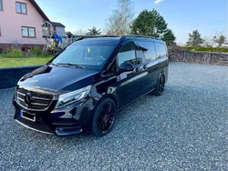 Schwarz Gebraucht 2016 Mercedes V250 Van / Kleinbus | 40.399 € (Etwas zu teuer)