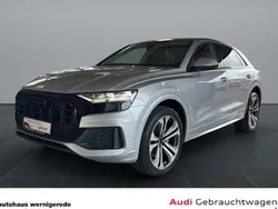 Silbern Gebraucht 2022 Audi Q8 Ambiente SUV | 67.840 € (Fairer Preis)