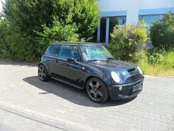 Schwarz Gebraucht 2005 Mini Cooper S Kleinwagen | 3.990 € (Etwas zu teuer)