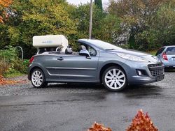 Grau Gebraucht 2010 Peugeot 207 CC Cabrio | 4.000 € (Fairer Preis)