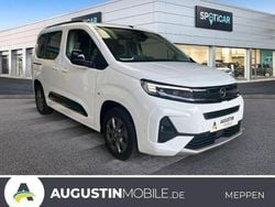 Weiß Gebraucht 2024 Opel Combo Life Limousine | 27.400 € (Etwas zu teuer)
