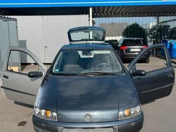 Grau Gebraucht 2002 Fiat Punto Kleinwagen | 1.100 €