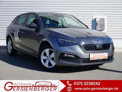 Graphite grau metallic Gebraucht 2023 Skoda Scala Style Kleinwagen | 22.890 € (Fairer Preis)