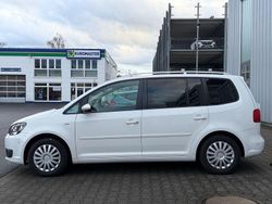 Weiß Gebraucht 2013 VW Touran Life Van / Kleinbus | 6.980 € (Fairer Preis)