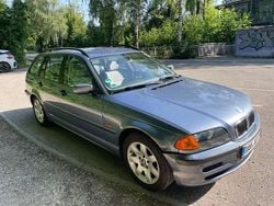 Blau Gebraucht 2000 BMW 318 Kombi | 1.250 € (Superpreis)