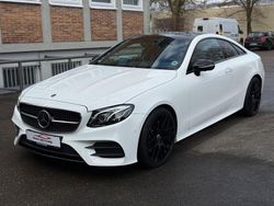 Weiß Gebraucht 2018 Mercedes E220 AMG Coupé | 31.900 € (Fairer Preis)