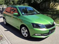 Grün Gebraucht 2016 Skoda Fabia Joy Limousine | 9.900 € (Guter Preis)
