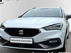 Weiß Gebraucht 2024 Seat Leon ST FR Kombi | 25.999 € (Guter Preis)