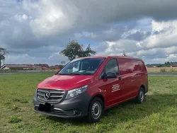 Rot Gebraucht 2016 Mercedes Vito Van / Kleinbus | 14.900 € (Guter Preis)