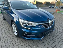 Blau cosmos Gebraucht 2021 Renault Mégane IV Intens Limousine | 16.999 € (Fairer Preis)