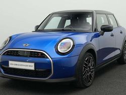 Blau Gebraucht 2024 Mini Cooper S Favoured Kleinwagen | 29.944 € (Etwas zu teuer)