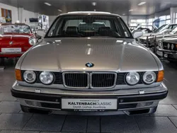 BMW 730