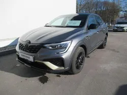 Graphitgrau metallic Gebraucht 2022 Renault Arkana SUV | 30.990 € (Teuer)
