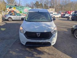 Gletscherweiss Gebraucht 2021 Dacia Dokker Essentiel Van | 6.600 €