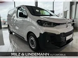Weiß (kaolin weiß) Neu 2025 Citroën e-Jumpy Van / Kleinbus | 32.487 € (Superpreis)