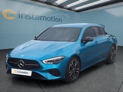 Blau Gebraucht 2024 Mercedes CLA200 Limousine | 30.799 € (Guter Preis)