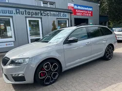 Grau Gebraucht 2016 Skoda Octavia RS Kombi | 14.999 € (Fairer Preis)