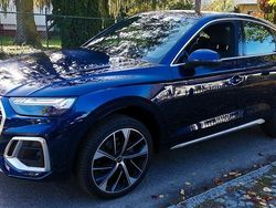 Blau Gebraucht 2022 Audi Q5 Sportback Ambiente SUV | 44.999 € (Fairer Preis)