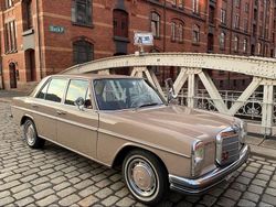 Beige Gebraucht 1973 Mercedes W115 Limousine | 21.500 €