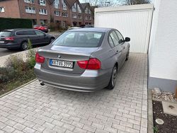 Silber Gebraucht 2009 BMW 318 Sport Line Limousine | 4.500 € (Superpreis)