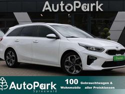 Deluxe white Gebraucht 2019 Kia Ceed Sportswagon Kombi | 12.200 € (Guter Preis)