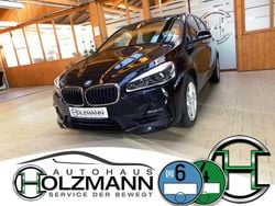 Schwarz Gebraucht 2018 BMW 218 Active Tourer Advantage Van / Kleinbus | 12.490 € (Superpreis)