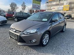 Braun Gebraucht 2013 Ford Focus Titanium Limousine | 5.790 € (Fairer Preis)