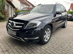 Obsidianschwarz Gebraucht 2015 Mercedes GLK350 SUV | 12.899 € (Fairer Preis)
