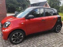 Rot Gebraucht 2018 Smart ForFour Electric Drive Kleinwagen | 8.950 € (Fairer Preis)