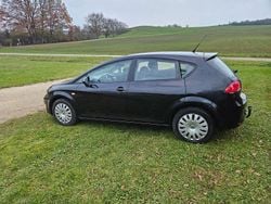 Schwarz Gebraucht 2009 Seat Leon Limousine | 1.500 € (Guter Preis)