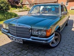 Grün Gebraucht 1973 Mercedes 450 Limousine | 8.999 €