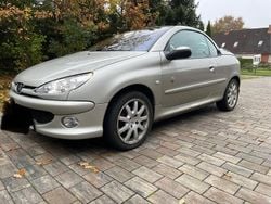 Silber Gebraucht 2005 Peugeot 206 CC Cabrio | 1.000 € (Guter Preis)