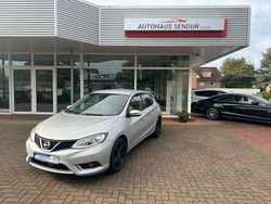 Silber Gebraucht 2015 Nissan Pulsar Tekna Limousine | 7.990 € (Fairer Preis)