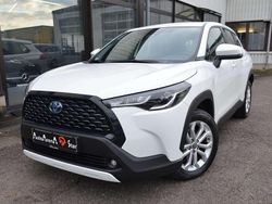 Super white 2 Gebraucht 2023 Toyota Corolla Cross Business Edition SUV | 29.990 €